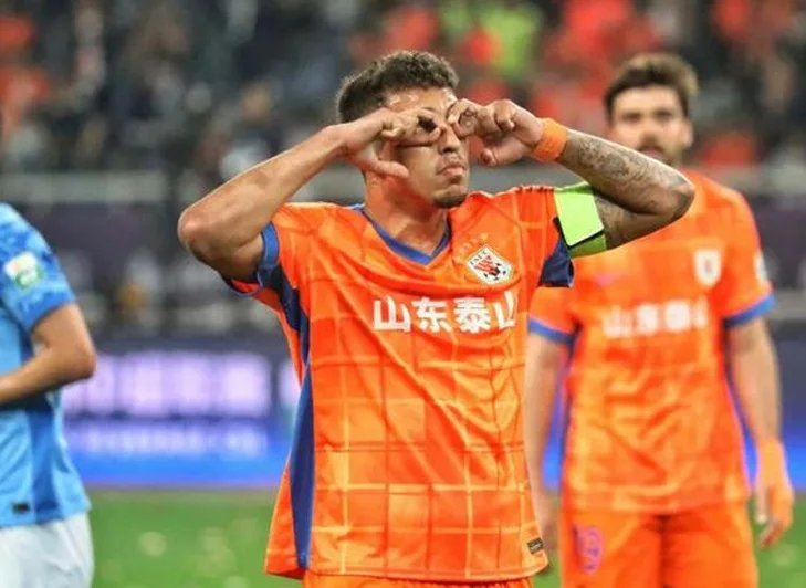 剑指2030世界杯！中超第一外援公开表态：愿为国足效力相关图二