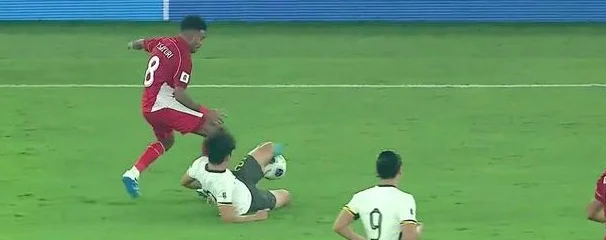 0-1！国足出局，全队畏手畏脚，申花2将“犯浑”，遭印尼队吊打相关图五