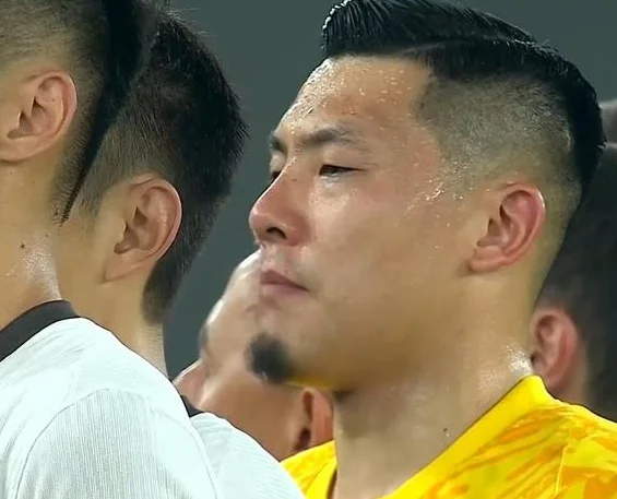 随着国足0-1印尼，无缘世界杯！澳大利亚1-0日本，积分榜排名更新相关图三