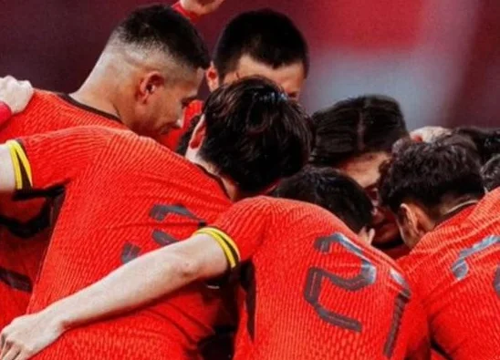 国足VS印尼23人大名单：王钰栋11号+2人停赛落选 身价仅是对手1/3