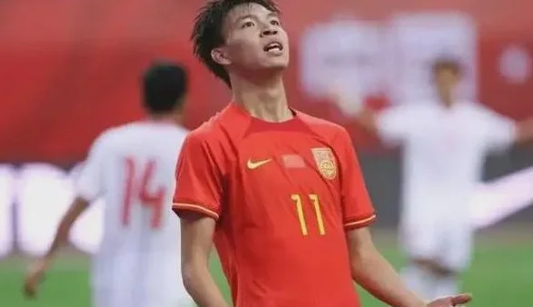 生死战变阵！国足新三叉戟PK印尼十人归化，伊万重用18岁新星相关图六