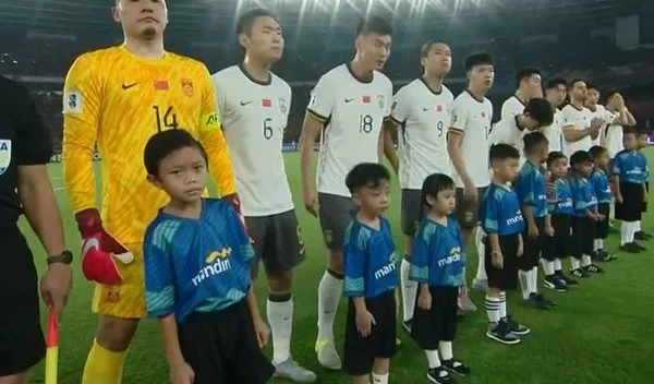 国足0-1印尼，球员评分出炉：不是王大雷获最低，而是中国队17号相关图四