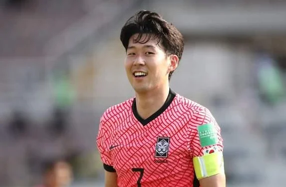 18强赛悲喜之夜！4队有望直通世界杯，国足等5队濒临出局相关图四