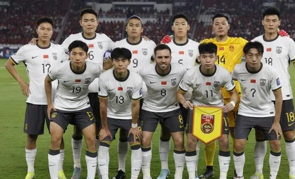 国足职员无限感慨：这印尼队踢得也不怎么样，但还是拿不下来！
