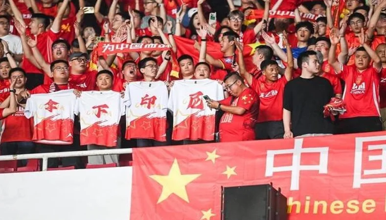 时隔68年国足再负印尼，彻底无缘世界杯，伊万的排兵布阵堪称灾难相关图五