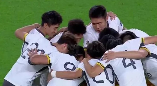 国足彻底无缘2026世界杯后，毛剑卿公开批评伊万！他就是挣钱来的相关图三
