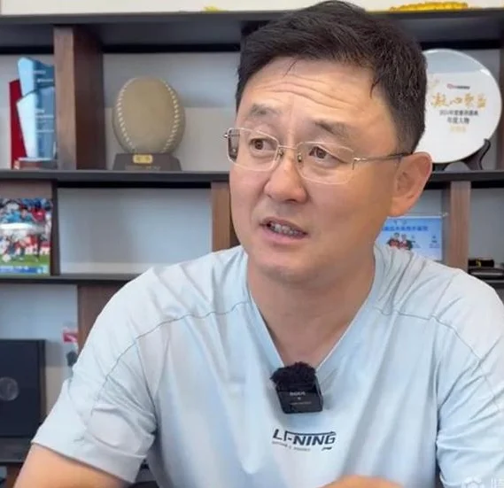 伊万拿王上源当罗德里，黄政宇廖妈上也背锅！老蒯也激不活王钰栋相关图二