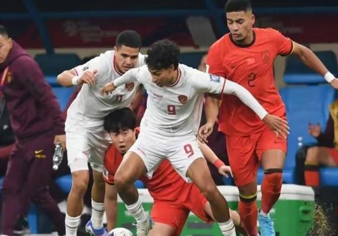 国足彻底无缘2026世界杯后，毛剑卿公开批评伊万！他就是挣钱来的相关图二