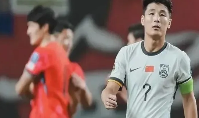 国足负印尼无缘世界杯！8人或出局！伊万下课，范志毅黄健翔辣评相关图四