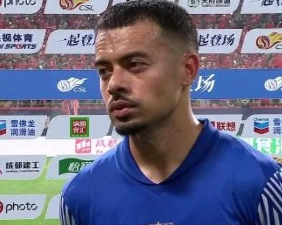 李可谈为何加盟申花：好几支球队跟我谈过，申花各方面很专业