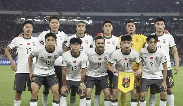 乌兹别克斯坦晋级世界杯！国足颜面往哪放？一眼看不到世界杯影子相关图二