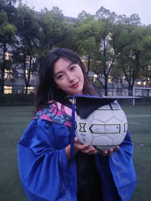 博主小宇宙丨闪电狗：希望有更多人发自内心地支持女足！相关图五