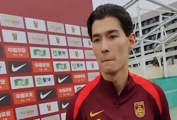 媒体人评国足补招侯永永:迷！后防线一堆人伤，结果补招两个攻击手