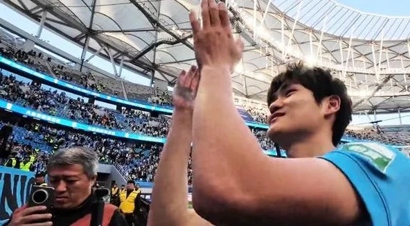 廖妈没戏 刘主任收获意外之喜！缺后卫招前锋 伊万已不认识人了？相关图三