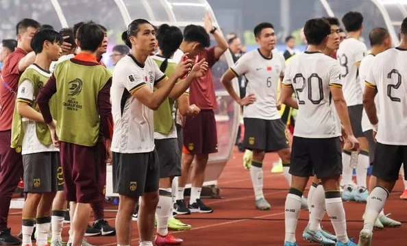 恭喜国足！一场0-1后收获利好，下轮取胜=送巴林垫底，沙特送助攻