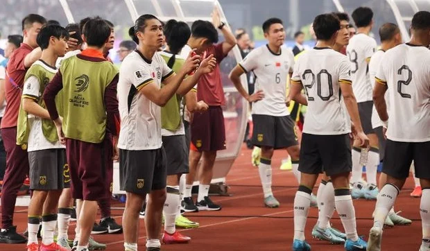 晚上7点！国足vs巴林争五大战 4大国脚缺阵 伊万紧急补招归化球员