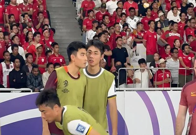 国足战印尼乌龙曝光！伊万教练组3次叫错人，杨明洋被当成韦世豪相关图三