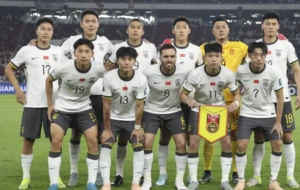 国足出局球市仍火爆，280票价被炒至千元，国脚表态：拿下巴林相关图二
