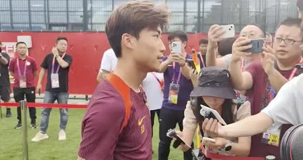 谢文能：输印尼后心里不好受；最后一场要打出年轻人的朝气