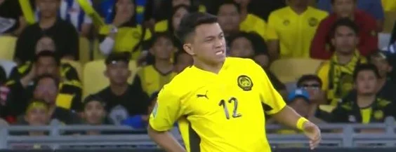 0-0！越南队被“打懵”，马来西亚5分钟造3次良机，门将高接低挡相关图三