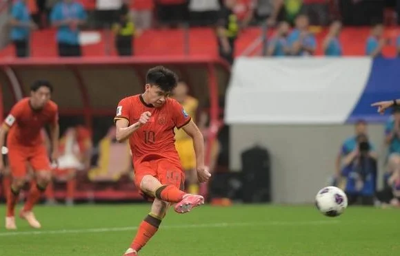别让王大雷的遗憾在王钰栋身上重演｜封面球评相关图二