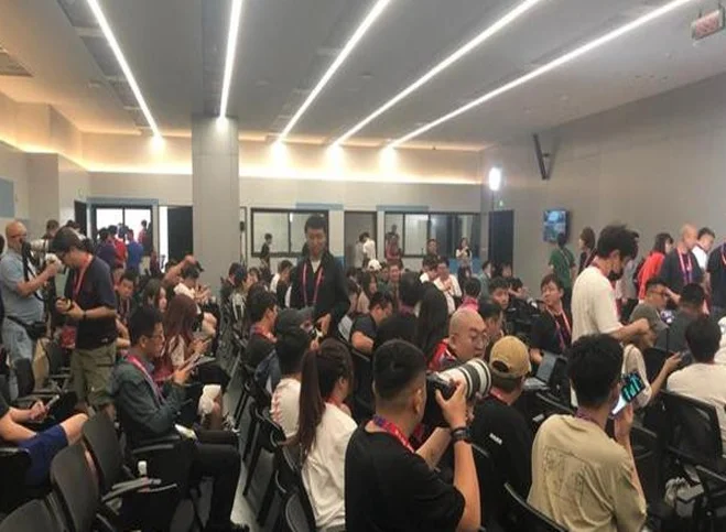 骗子不除 国足裤衩都得输！俩臭棋篓子互相吹捧 伊万妄想长期集训