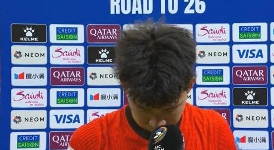 18岁王钰栋当选MVP！采访动情发声：为出局向球迷致歉，2030年见相关图五