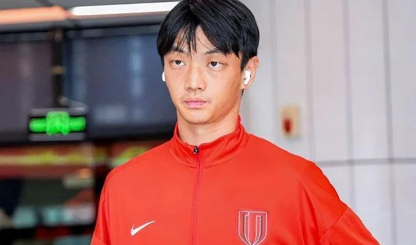 媒体曝国足战巴林首发阵容 谢文能+杨明洋坐镇 张玉宁王钰栋替补相关图二