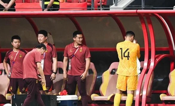 18强赛结局！日韩澳伊进世界杯，小6强诞生，国足排名第14收官相关图三