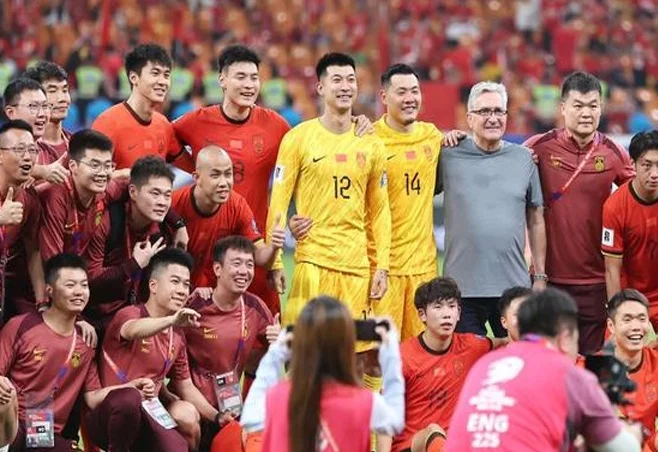 18强赛结局！日韩澳伊进世界杯，小6强诞生，国足排名第14收官相关图四