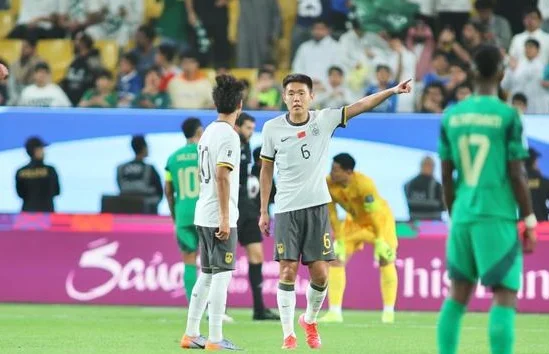王上源世预赛数据：15场1球1助，18强赛6次首发出任单后腰
