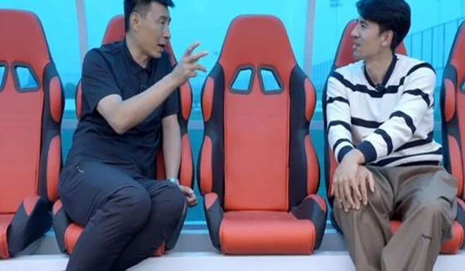 李玮锋:王钰栋国内一年轻松挣300万出国月薪6000欧 谁乐意去留洋?相关图五