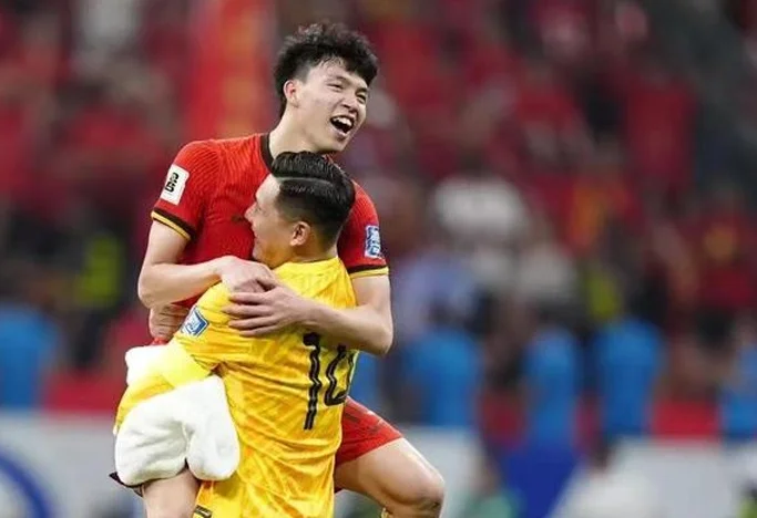 1比0！国足战胜巴林，伊万作出决定，合同年限曝光，宋凯也无奈相关图四