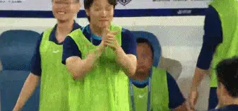 未来接手国足？36岁邓卓翔KO李霄鹏！率队7场抢14分+从垫底升第11相关图二