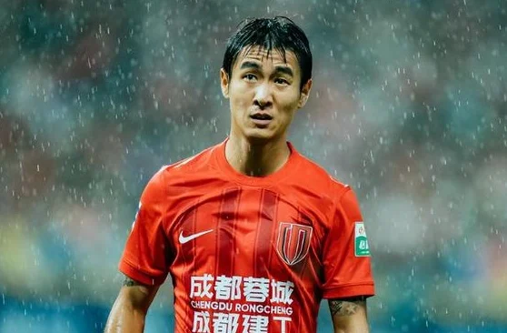 成都蓉城VS河南：唐淼顶替胡荷韬，双腰坐镇，韦世豪+罗慕洛领衔相关图四