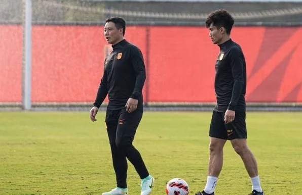 国足换帅3大人选预测，盘点男足5年4任主帅战绩，孙继海有言在先相关图二