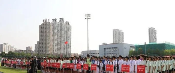 31支顶尖高中女足齐聚秦皇岛，谁能在这场总决赛中“一骑绝尘”？