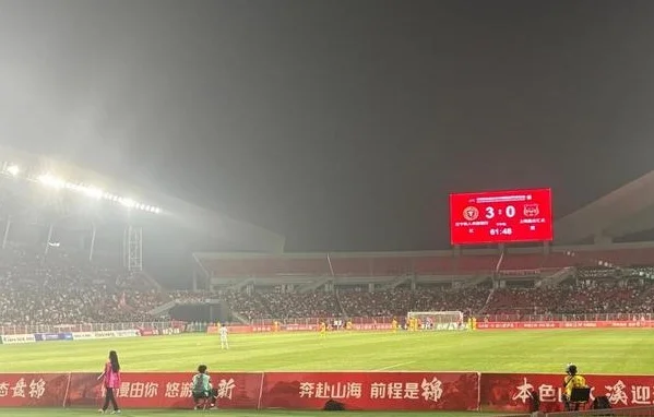中甲综述：重庆3连平丢榜首，辽宁10轮不败登顶，南通暂升第五相关图二