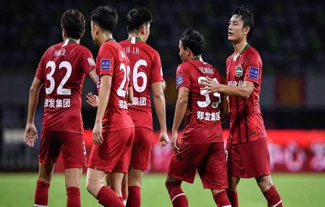 2-3！中超争冠大热门轰然倒下！成都蓉城2分之差仍排第二相关图三