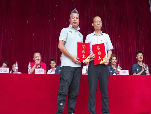 全运会冠亚军齐聚渔沙坦小学 助力体育节开幕推动校园足球发展相关图四