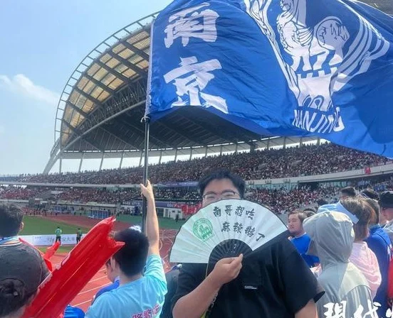 一一不舍，一一惜别！今天，全江苏的“含苏超量”拉满了！相关图四