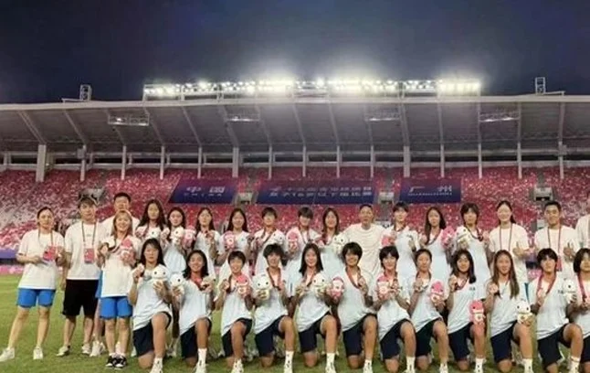 10粒淘汰赛进球贡献9粒！苏州球员助力江苏U16女足获全运会首枚竞体项目奖牌