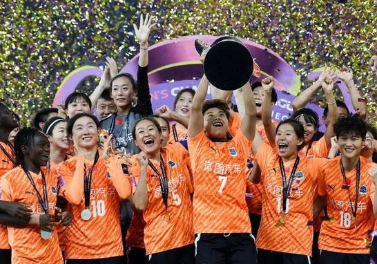 鄂媒：武汉女足一周内三连胜，转战大半个中国攻克“魔鬼赛程”