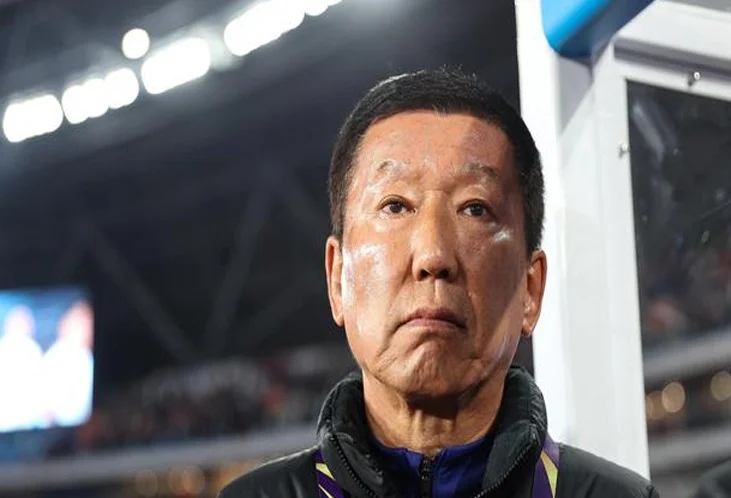 鲁媒：崔康熙批评球员没责任心，两次批评裁判可能会被追罚