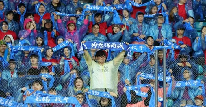 “苏超”火爆启示：中国足球还处于业余阶段