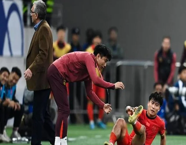 决策分野：从伊万下课与崔康熙留任看中国足协与泰山队的管理智慧相关图五