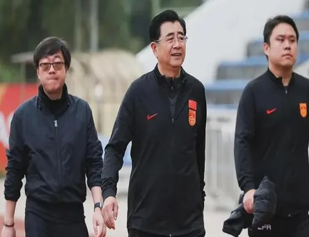 国足新帅年薪和人选被曝！55岁韩国名帅入围，曾是伊万手下败将相关图七