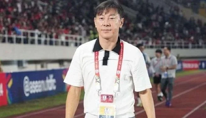 申台龙或执教国足！媒体人：他会逼疯记者，重用年轻人排斥归化