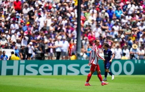 碾压局！世俱杯8万人见证巴黎4-0横扫马竞，格子进球荒持续相关图三