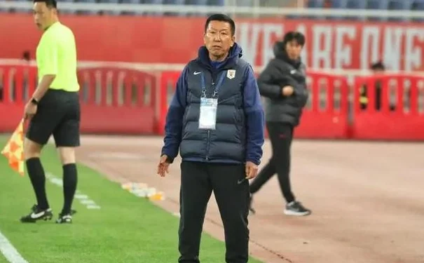 泰山队夺冠无望，崔康熙帅位无忧，倒不如让年轻球员放手一搏相关图二